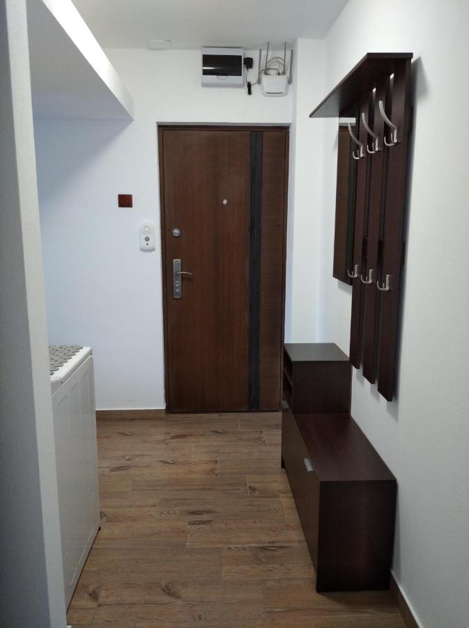 דירות Orşova Apartament Cristian מראה חיצוני תמונה