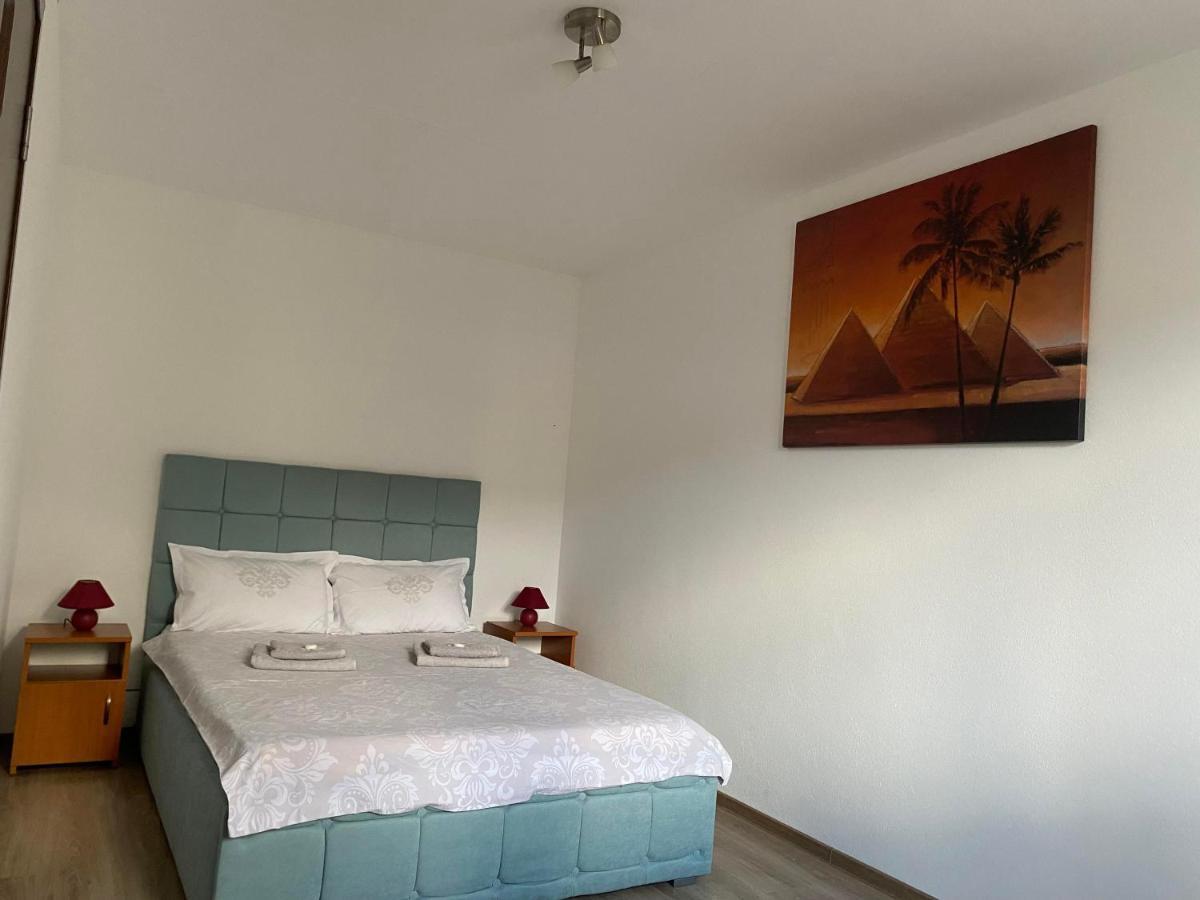 דירות Orşova Apartament Cristian מראה חיצוני תמונה