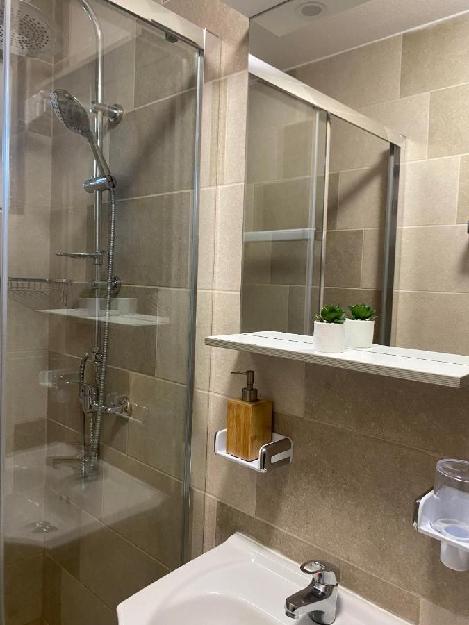 דירות Orşova Apartament Cristian מראה חיצוני תמונה